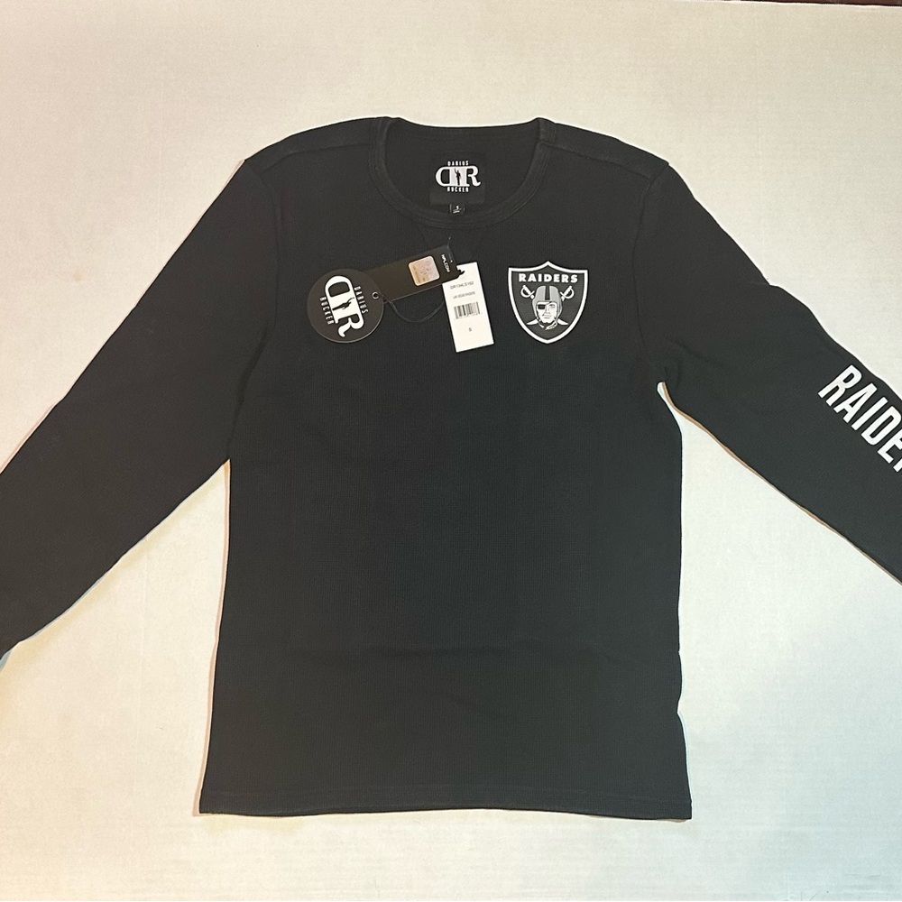 Men’s Las Vegas Raiders long sleeve thermal size small new with tags